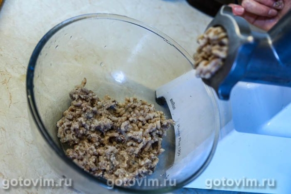 Котлет из скумбрии с беконом