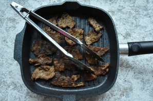 Мясо по-корейски "Пулгоги" Мясо по-корейски "Пулгоги"