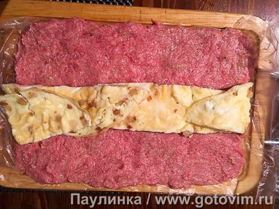 Костромской рулет из куриного фарша с омлетом Костромской рулет из куриного фарша с омлетом