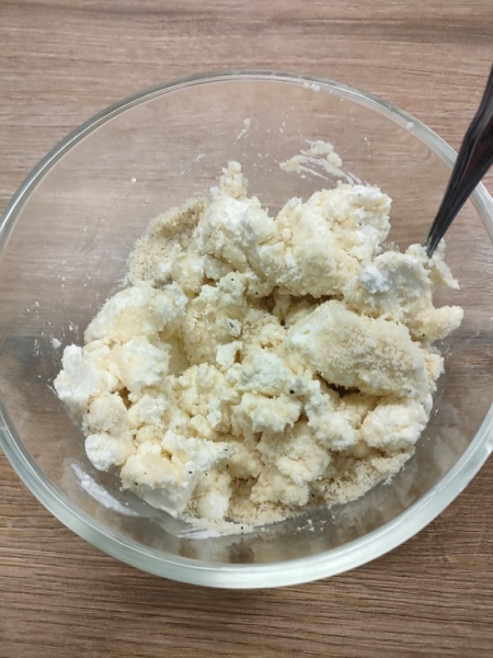 Фуршетные закусочные сырные шарики