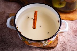 Маринованные яблоки Маринованные яблоки