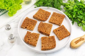 Канапе со шпротой Канапе со шпротой