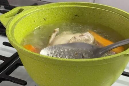 Куриный суп с пастой кочудян Куриный суп с пастой кочудян
