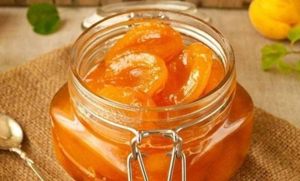 Абрикосовое варенье из долек с лимонной кислотой Абрикосовое варенье из долек с лимонной кислотой