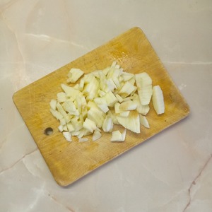 Пирог с яблоками и изюмом Пирог с яблоками и изюмом