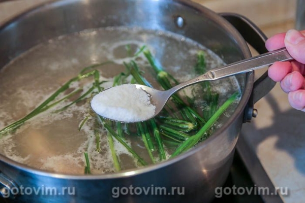 Борщ с говядиной и машем