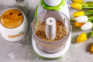 Банановый торт с ореховым кремом Банановый торт с ореховым кремом