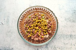 Салат "Лилии" с языком Салат "Лилии" с языком