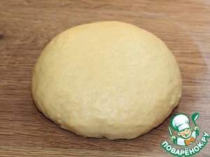 Сдобный пасхальный хлеб с тремя начинками