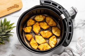 Ананас в аэрогриле