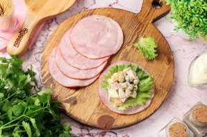 Салат-закуска "Оливье в ветчине" Салат-закуска "Оливье в ветчине"