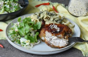 Тайский зеленый карри с курицей от Джейми Оливера Тайский зеленый карри с курицей от Джейми Оливера