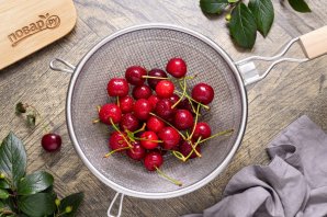 Летний компот из вишни Летний компот из вишни