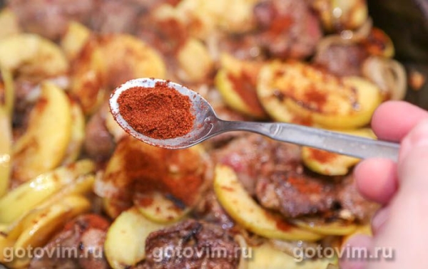 Печень с яблоками по-берлински Печень с яблоками по-берлински