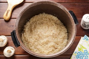 Постный плов в мультиварке Постный плов в мультиварке