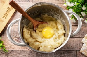 Торт из профитролей со сметанным кремом