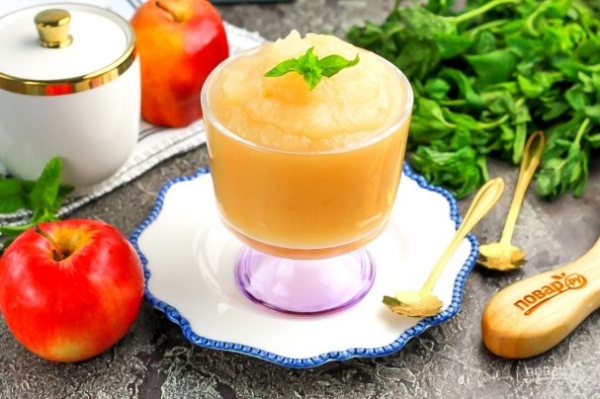 Пюре из яблок