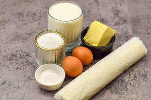 Торт "Наполеон" из готового слоеного теста Торт "Наполеон" из готового слоеного теста