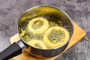 Лук в кляре к пиву Лук в кляре к пиву