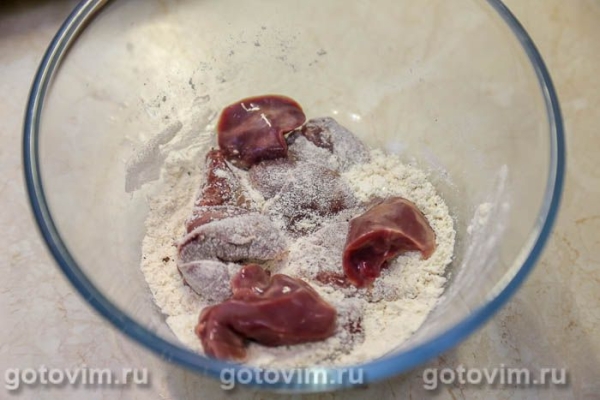 Куриная печень, жаренная с тыквой Куриная печень, жаренная с тыквой