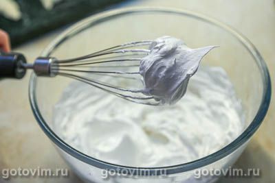 Слоеные трубочки с белковым кремом Слоеные трубочки с белковым кремом