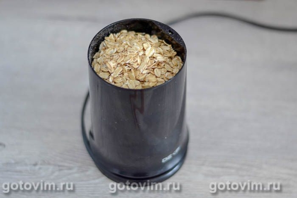 Овсяноблин на молоке с бананом и грецкими орехами