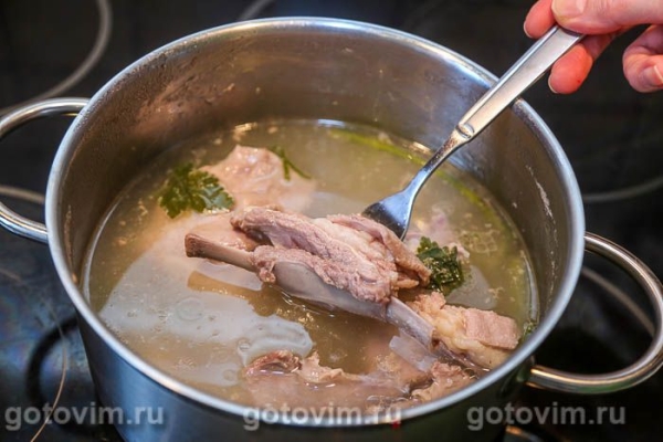 Тушеные бараньи ребрышки