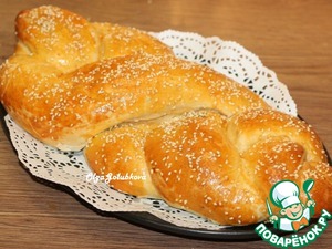 Сдобный пасхальный хлеб с тремя начинками