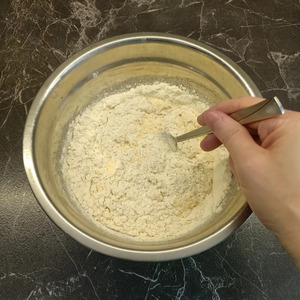 Кекс с яблоками