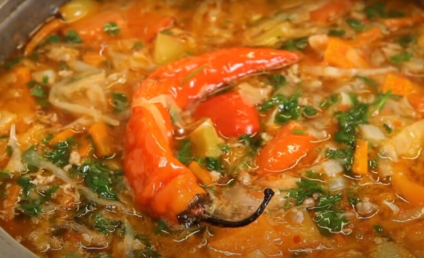 Раньше готовила борщ со свеклой и мясом, а теперь только так. Суп из фарша: век живи, век учись Раньше готовила борщ со свеклой и мясом, а теперь только так. Суп из фарша: век живи, век учись