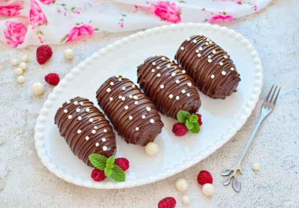 Пирожное "Картошка" в шоколадной глазури Пирожное "Картошка" в шоколадной глазури