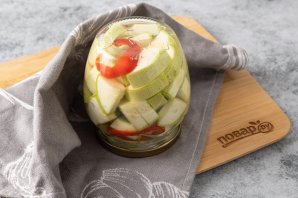 Кабачки с острым перцем на зиму Кабачки с острым перцем на зиму