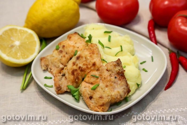 Лосось с лимонным маслом в духовке 