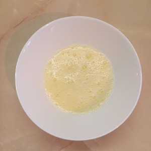 Пирог с яблоками и изюмом Пирог с яблоками и изюмом