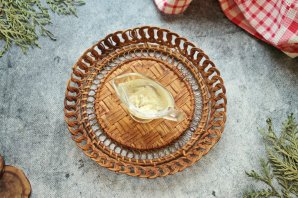 Салат с кальмарами и фенхелем Салат с кальмарами и фенхелем