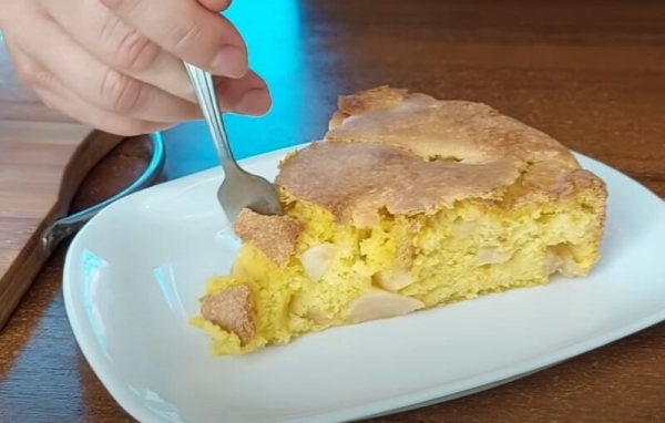 Рецепт наших мам и бабушек. Вкусный яблочный пирог без соды и разрыхлителя Рецепт наших мам и бабушек. Вкусный яблочный пирог без соды и разрыхлителя