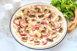 Пицца «Сочная парма» из готового теста Пицца «Сочная парма» из готового теста