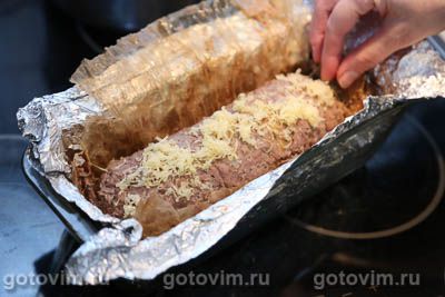 Рулет мясной с вялеными томатами и сыром Рулет мясной с вялеными томатами и сыром