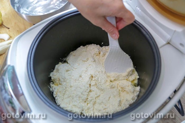 Творожная запеканка с грушей в мультиварке
