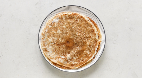 Блины на кефире с разрыхлителем, пошаговый рецепт с фото на 383 ккал Блины на кефире с разрыхлителем, пошаговый рецепт с фото на 383 ккал