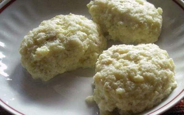 Диетические кнели из рыбы на пару