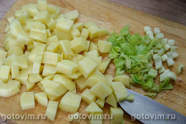 Рыбный суп с креветками и беконом в мультиварке
