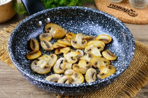 Открытый пирог с грибами Открытый пирог с грибами