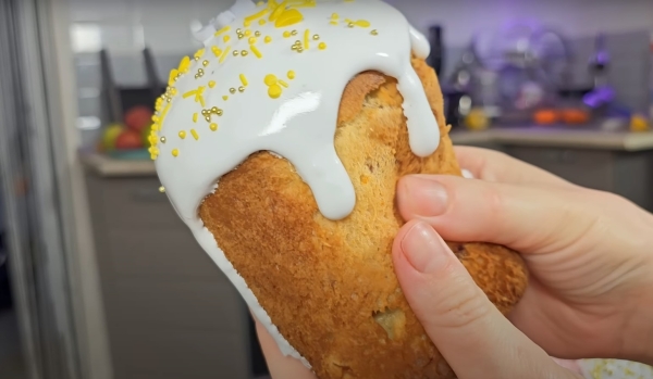 Воздушный и сочный кулич на Пасху. Самый вкусный рецепт в моем арсенале Воздушный и сочный кулич на Пасху. Самый вкусный рецепт в моем арсенале