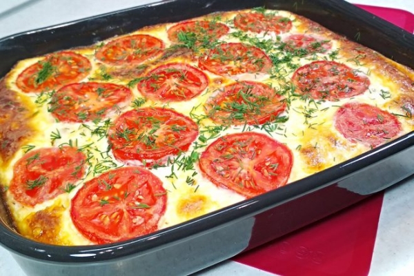 Запеканка с курицей и картошкой под сметанно-сырной шубой Запеканка с курицей и картошкой под сметанно-сырной шубой