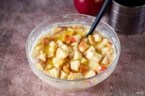 Яблочная запеканка