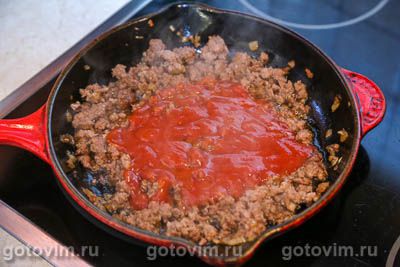 Лазанья из блинов с мясным фаршем и сырным соусом бешамель Лазанья из блинов с мясным фаршем и сырным соусом бешамель