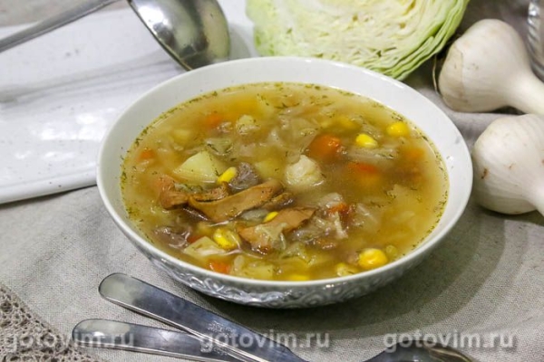 Летний суп из свежей кукурузы с лисичками Летний суп из свежей кукурузы с лисичками