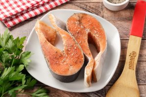 Форель в мультиварке Форель в мультиварке