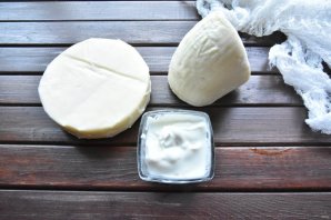 Хачапури по-аджарски с сулугуни Хачапури по-аджарски с сулугуни